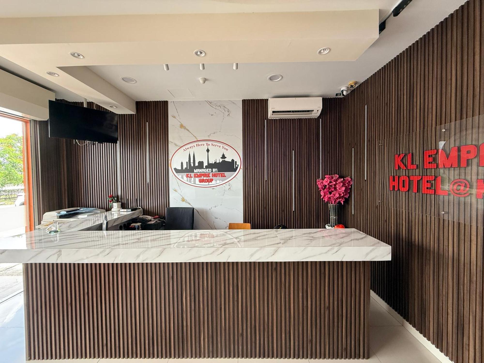 Kl Empire Hotel Klia, Formerly Known As Adiff Palace Klia سيبانغ المظهر الخارجي الصورة